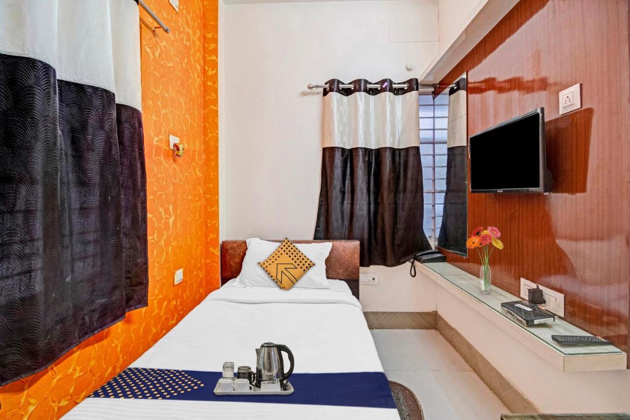 Spot On Hotel Stay In Koch Bihār Kültér fotó