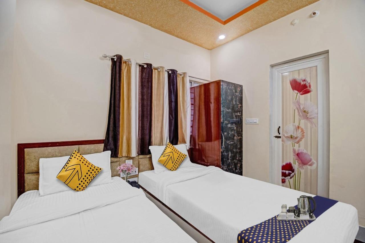 Spot On Hotel Stay In Koch Bihār Kültér fotó